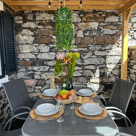 Casa vacanze Sun, View & Serenity House In Sao Goncalo *