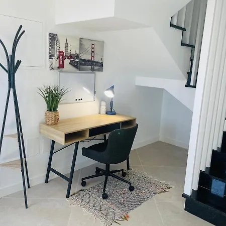Casa vacanze Sun, View & Serenity House In Sao Goncalo Funchal (Madeira)